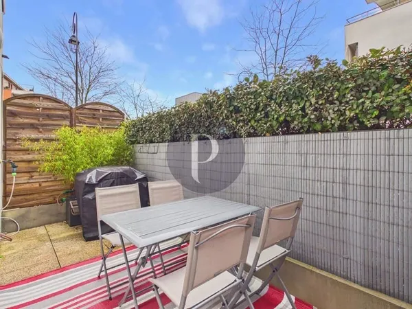 Appartement trois pièces de 65,43 m² avec terrasse à Antony