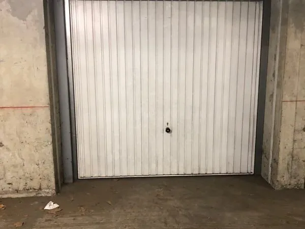 Garage fermé centre ville
