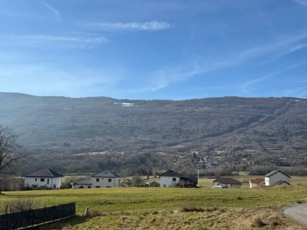 Terrain 372 m²