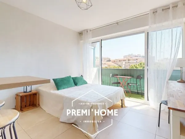 A VENDRE STUDIO RENOVE AIX EN PROVENCE GARE ROUTIERE