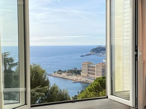 MARGE NEGOTIATION - 3 PIECES TRAVERSANT BALCON VUE MER&MONACO CAVE GARAGE