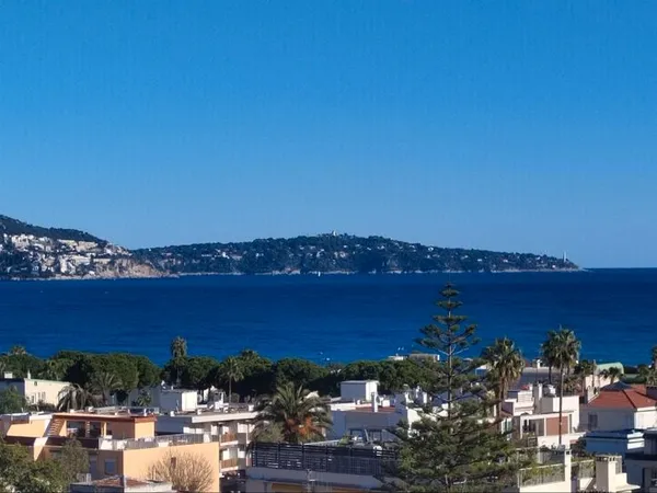 Chambre individuelle vue panoramique sur mer