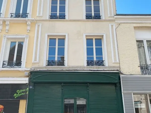 Immeuble 5 pièces 104 m²