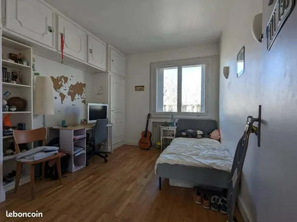 Chambre en colocation étudiante