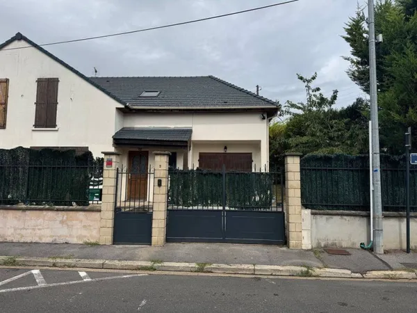 Maison 7 pièces 140 m²