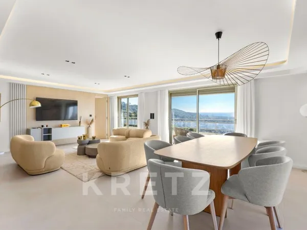 CANNES / LE CANNET - VILLA SUR LE TOIT DUPLEX (5 CHAMBRES)