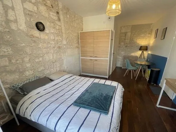 Studio 1 pièce 19 m²