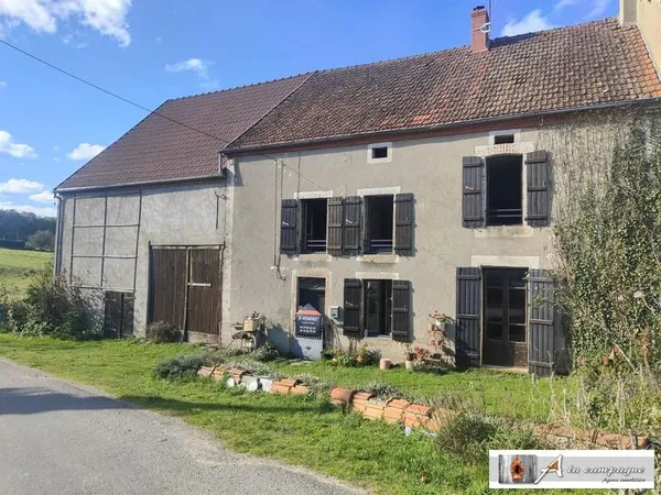 Longère avec 1189 m² de terrain