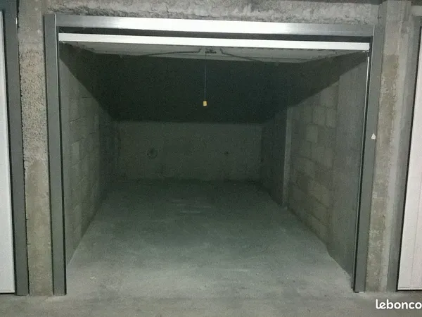Stationnement Location Raucourt-et-Flaba   60€