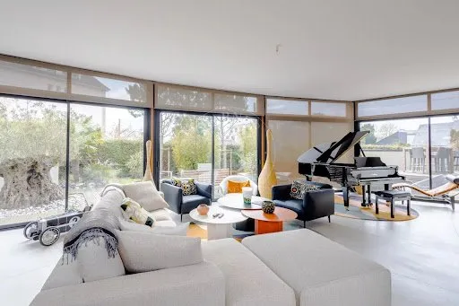 Maison 7 pièces 210 m²