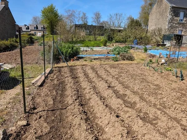 Terrain 917 m²