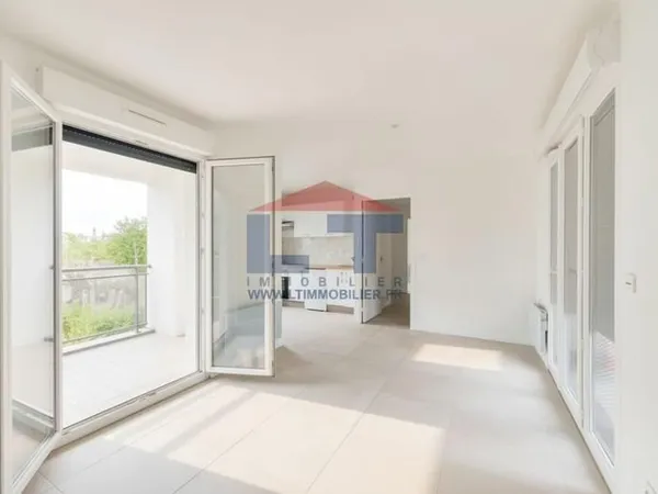 Appartement 2 pièces - Montreuil - Métro ligne 11 - Balcon