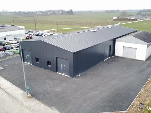 Local Dépôt 95m2 ou 120m2