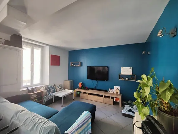 PORTEL Maison 5 pièces avec local