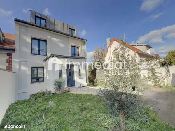 Maison 6 pièces 231 m²