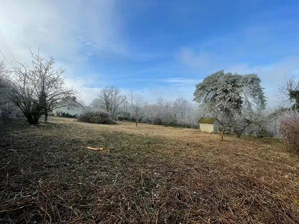 Terrain Mont Saint Sulpice 765 m2