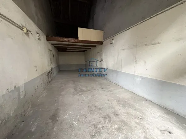 GARAGE 150 m2 - centre ville LUXEUIL LES BAINS (70300)