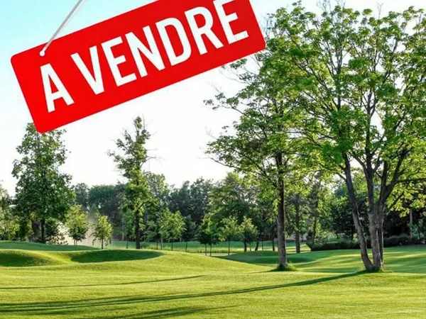 Terrain constructible de 976m² - Pont-Saint-Martin