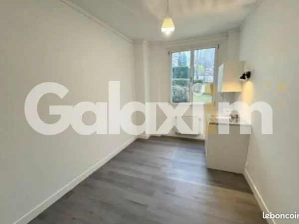 Studio 1 pièce 21 m²