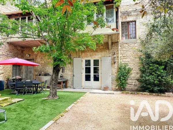 Maison de ville 6 pièces 207 m²