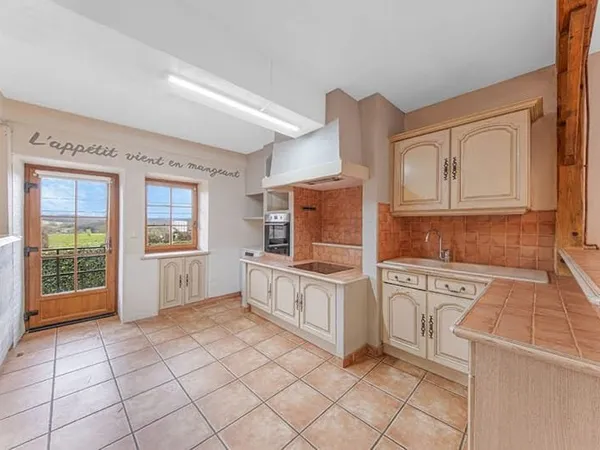 Maison 6 pièces 166 m²