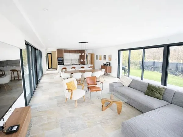 Maison 5 pièces 168 m²