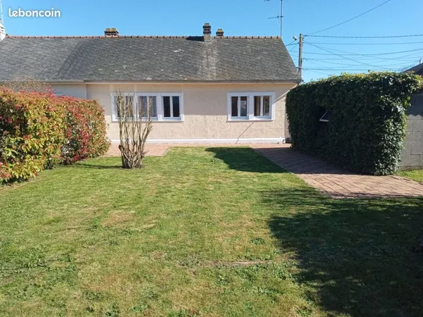 Maison de plain-pied sur terrain de 370 m2