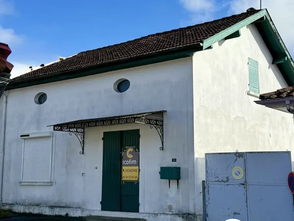 Maison de ville à fort potentiel