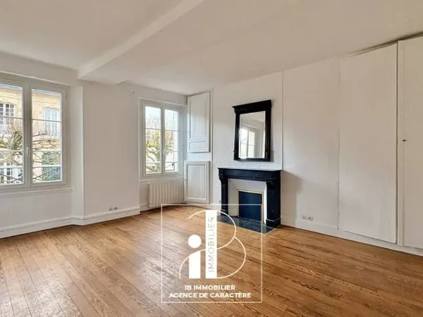 FONTAINEBLEAU Centre-ville - Appartement 2 pièces - 42 m²