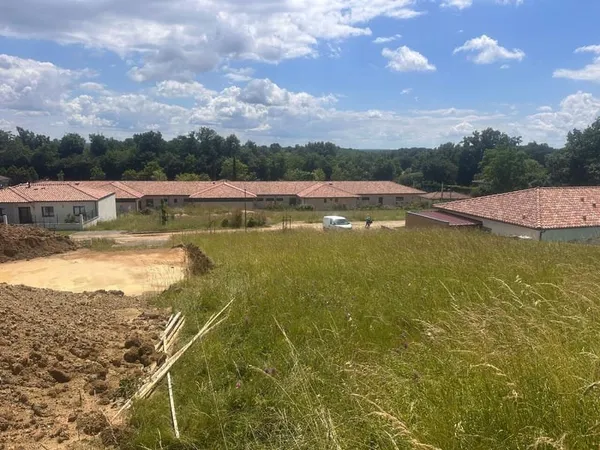 Terrain à Bâtir 10 Min Montauban Nord Viabilisé 690 m²