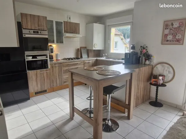 Maiche-location appartement