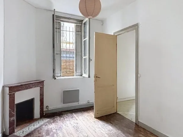 Appartement de type 2 pièces de 42m2 aux Chartrons