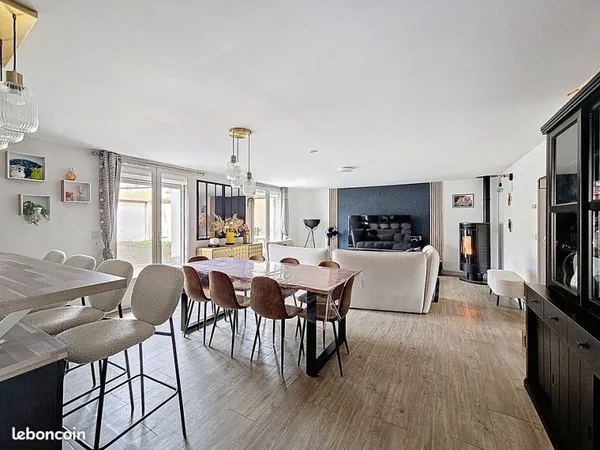 Maison 5 pièces 137m²