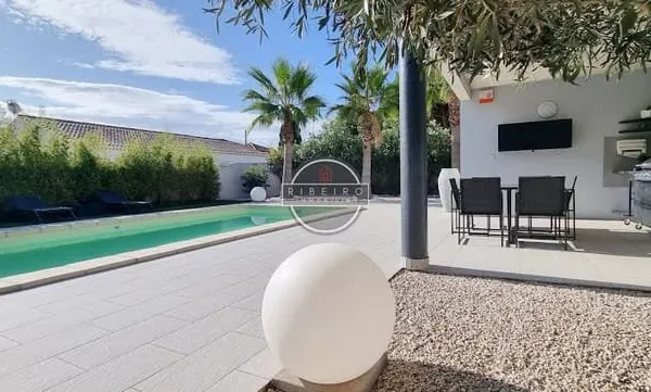 Villa 5 pièces 60 m²
