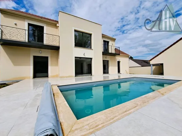 Très proche SENS - Maison neuve de 212 m2 avec 5 chambres, g