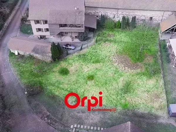 Terrain 910 m²