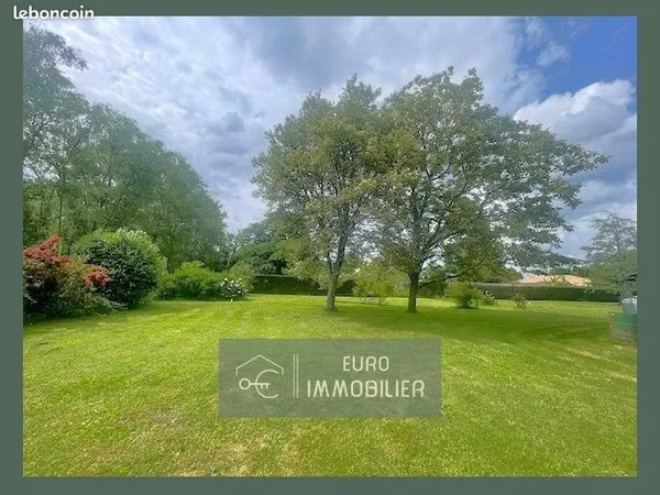 Terrain 1180 m² Bazas