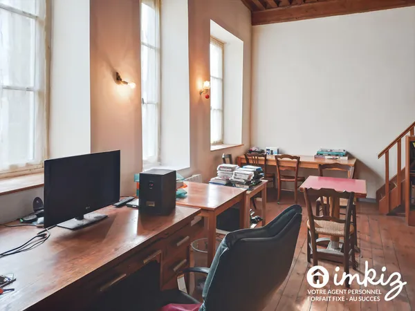 Appartement T1bis type canut avec mezzanine calme