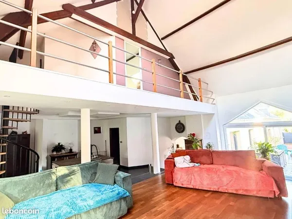 Maison 9 pièces 250 m²
