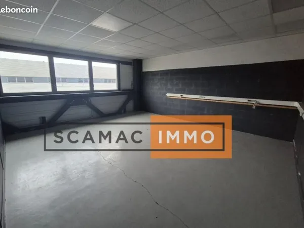 Local d'activité 720 m²