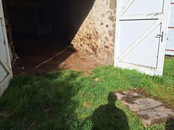 Local d’activité et entrepôt Location Rilhac-Rancon   75€