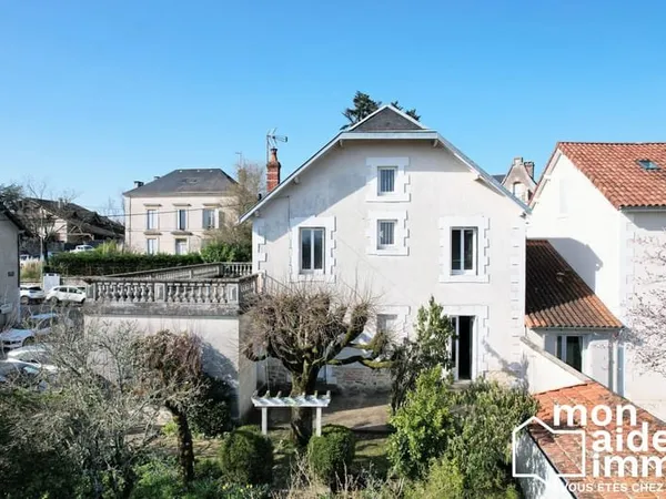 Centre ville, maison de 3 chambres, garage, jardin