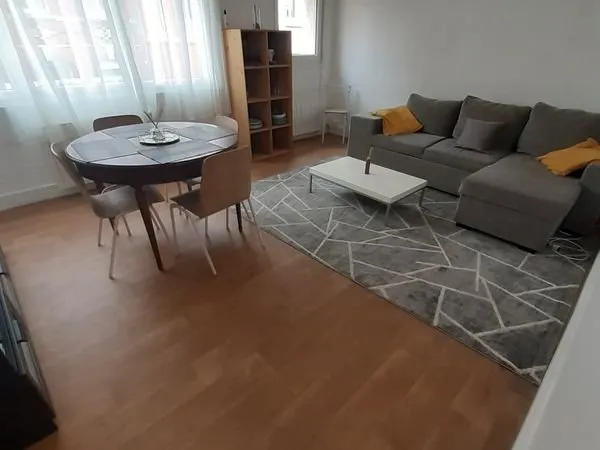 Appartement T3 meublé 55m² - Loos - 2 chambres - Grand salon - Proche Oscar lambret