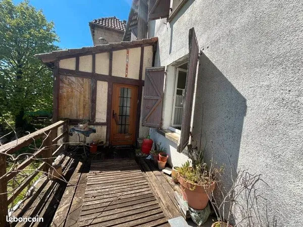 Maison 9 pièces 203 m²