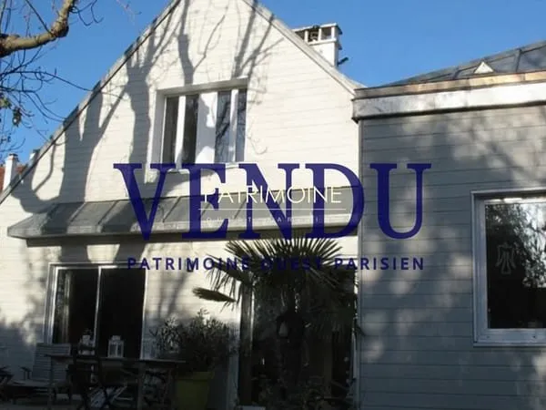 MAISON RENOVEE ST GERMAIN EN LAYE - 10 pièce(s) - 200 m2
