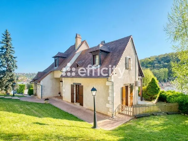Maison Vente Sanilhac 8p 200m² 494000€
