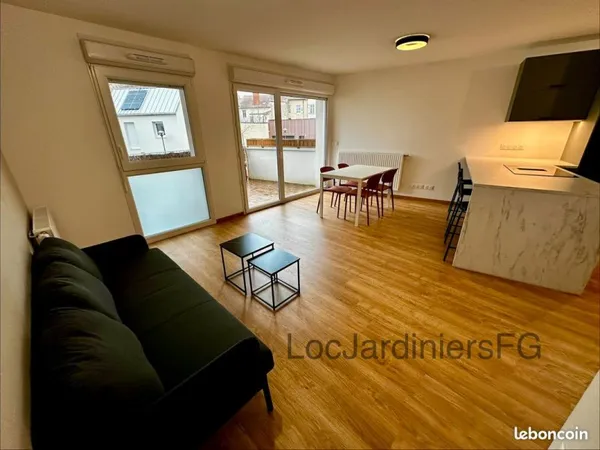 Superbe T4 meublé 86m² - Terrasse, Parking, Salle de sport - Centre-ville