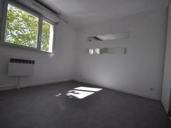 Studio 1 pièce 18 m²