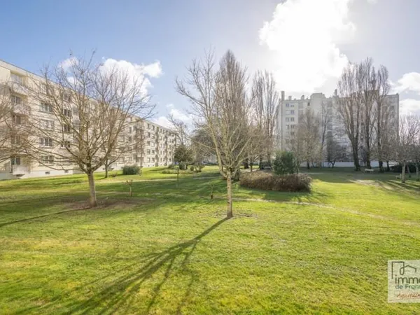 Mérignac Jard T5 sur jardin collectif + cave 11 m2 réno
