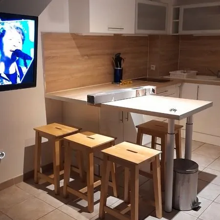 Vends T3 dans résidence avec piscine